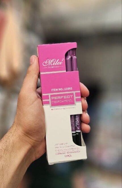 قلم تحديد الحواجب خشب اسود وبني