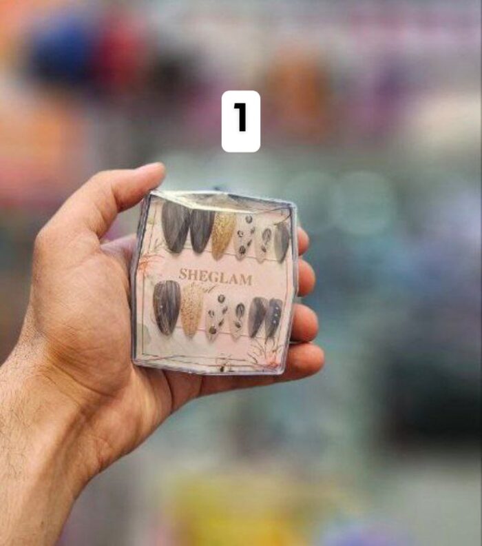 ⁦أظافر شيچلام⁩ - الصورة ⁦2⁩