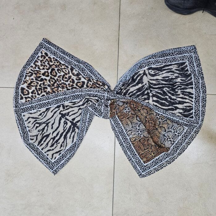 ⁦شال جورجيت خامة ثقيلة تايجر متوفر ذهبي و الفضي⁩ - الصورة ⁦3⁩