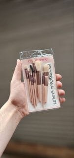 ⁦فراشي مكياج حجم صغير⁩ - الصورة ⁦3⁩